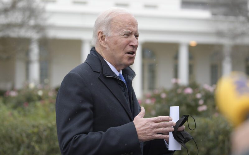 Biden impulsa Cumbre por la Democracia entre críticas de China y Rusia