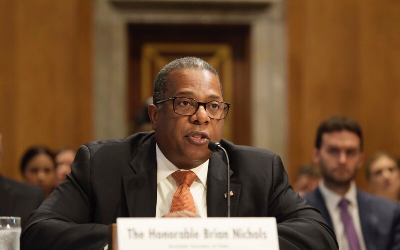Subsecretario Nichols defiende política de EEUU a Latinoamérica
