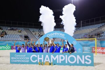 El Salvador, de nuevo campeón de fútbol playa en Concacaf