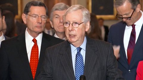 Senador McConnell se reúne con Trump en la Casa Blanca