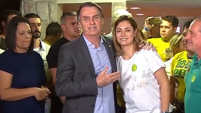 Candidato de extrema derecha asumirá presidencia en Brasil