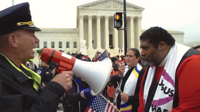 Docenas de personas arrestadas en protestas organizadas por la Campaña de la Gente Pobre
