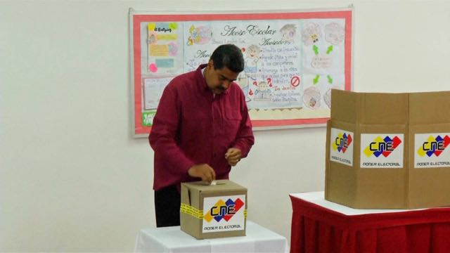 El presidente de Venezuela se asegura nuevo mandato de seis años