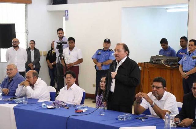 El Salvador saluda el inicio del diálogo en Nicaragua