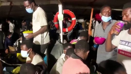 Embarcación de migrantes naufraga en el Mediterráneo
