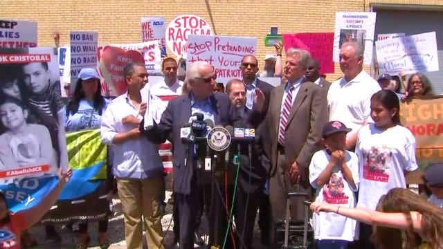 En el Día del Padre exigen fin a la práctica de separar a los niños de sus padres