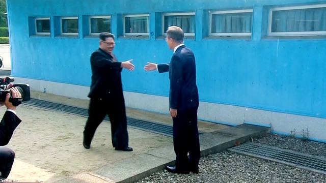 Líderes de Corea del Sur y Corea del se comprometen a buscar la paz