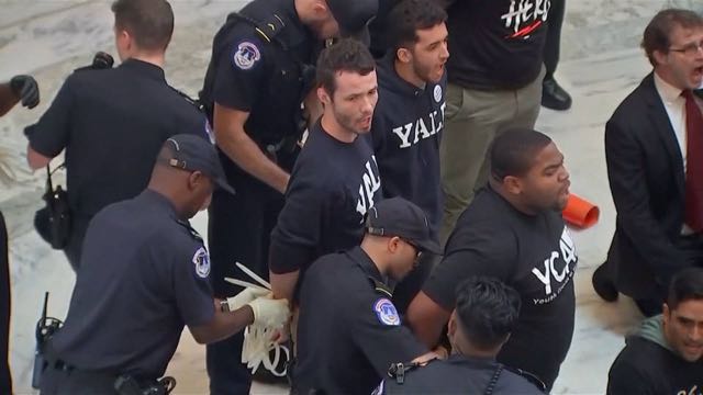 Personas arrestadas en el Capitolio de EE.UU.