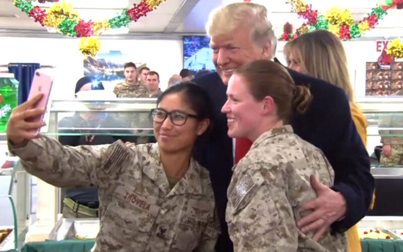 Visita sorpresa de Trump a base militar en Irak