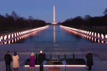 Biden y Harris conmemoran a las más de 400.000 víctimas de la COVID-19 en EE.UU. en víspera de la investidura presidencial