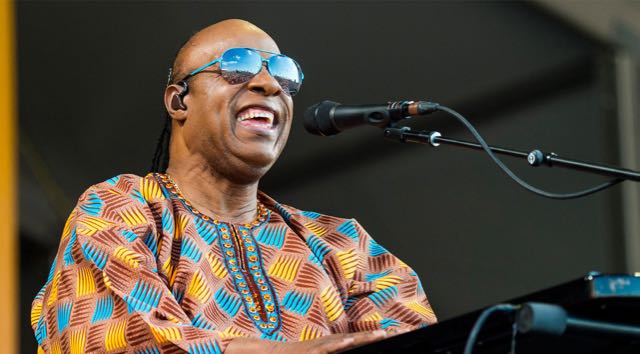 El cantante Stevie Wonder a vivir en Ghana de forma permanente