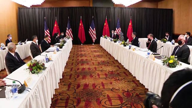 Estados Unidos y China intercambian duros reproches