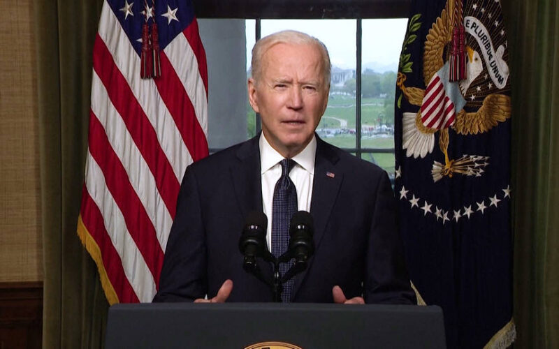 Biden se compromete a retirar las tropas estadounidenses de Afganistán