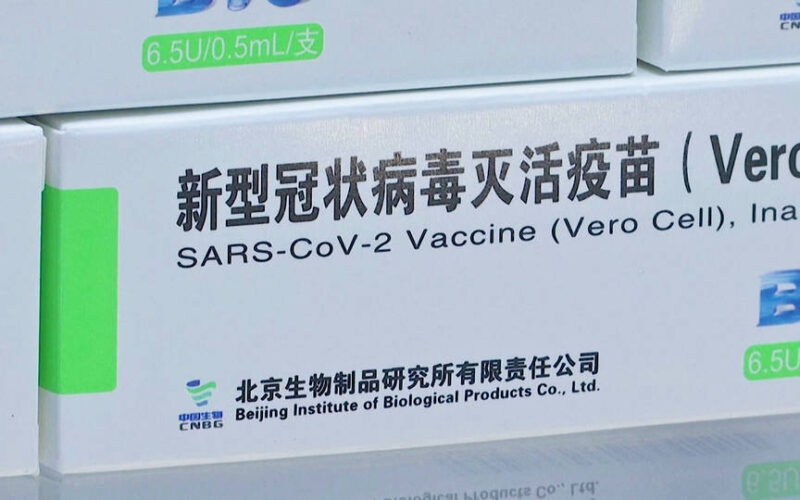 La OMS aprueba el uso de la vacuna china Sinopharm, que se suma al arsenal de COVAX