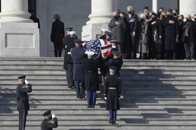 El exsenador Harry Reid es sepultado en el Capitolio de EE.UU.