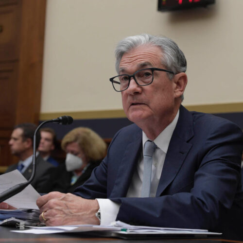 Critican al presidente de la Reserva Federal de EE.UU. por la decisión de aumentar los tipos de interés