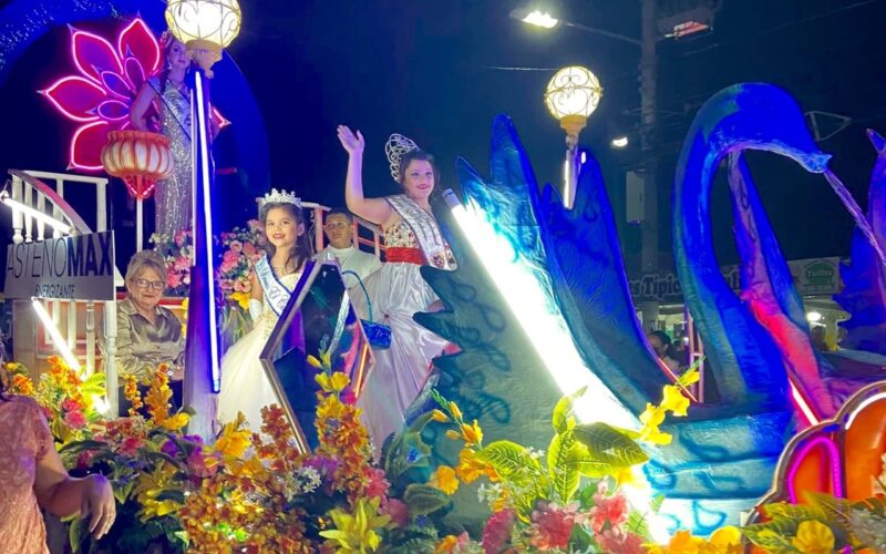 Derroche de alegría y fulgor en la mejor fiesta de El Salvador