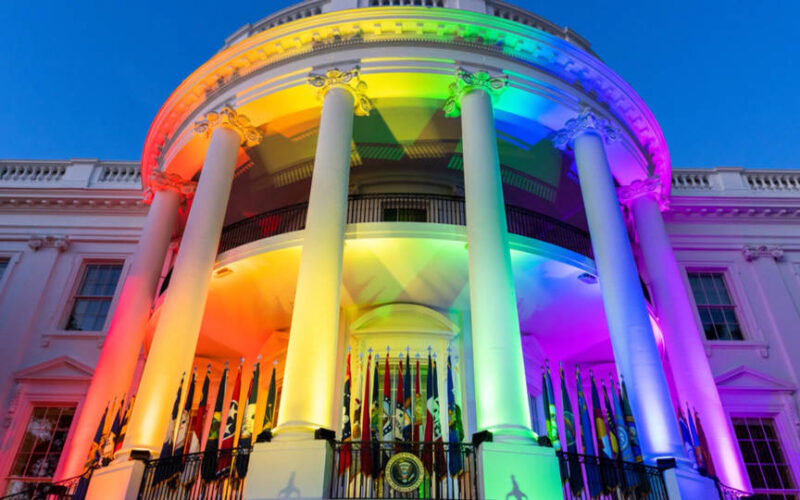 Biden promulga ley que protege el matrimonio entre personas del mismo sexo