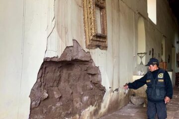 Fotoperiodista peruano pide ayuda para iglesia colonial en mal estado en Ayacucho