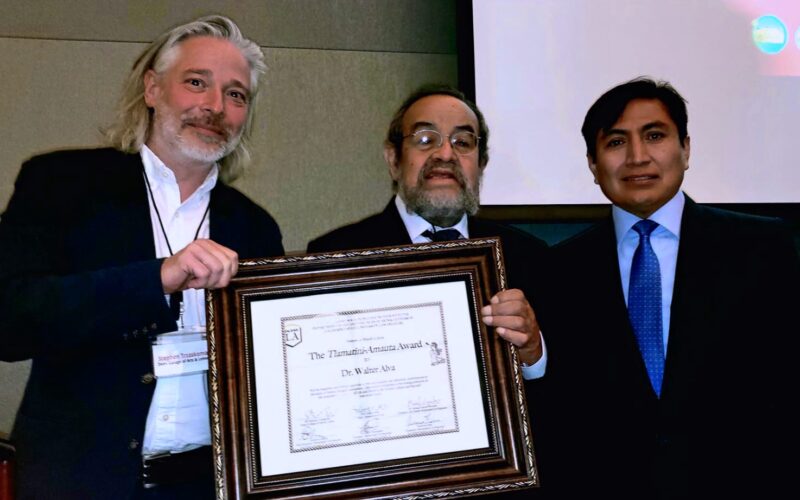 El Dr. Walter Alva es el primer peruano en recibir el premio Tlamatini