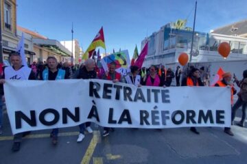 Cientos de miles de personas hacen huelga y se manifiestan en todo Francia