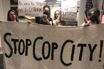 Concejo Municipal de Atlanta vota a favor de financiar el centro de capacitación policial “Cop City”