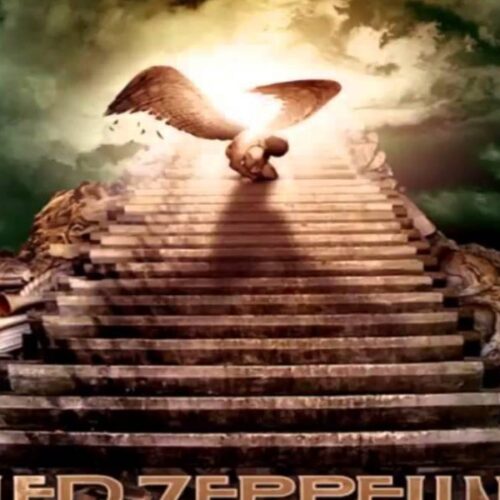 Escalera y perdido en el Cielo