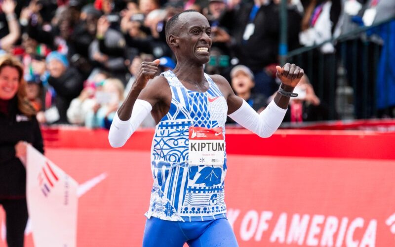 Quién bajará el récord del maratonista Kelvin Kiptum