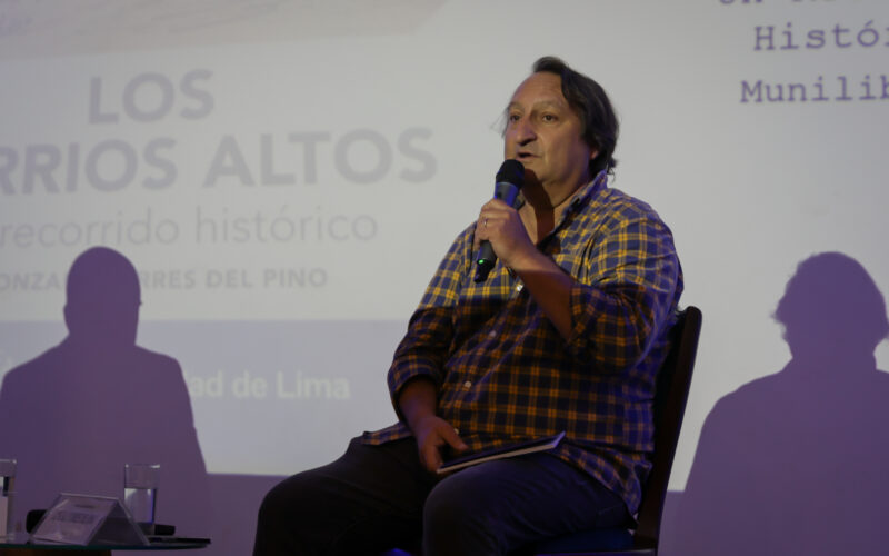 Exitosa presentación de munilibro “Los Barrios Altos» en Lima