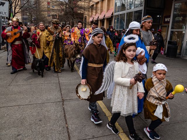 Teatros latinos de Washington celebran a los Tres Reyes Magos