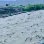 Lluvias torrenciales dejan al menos 100 personas muertas en Pakistán y Afganistán
