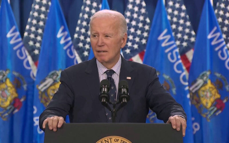 Biden anuncia nuevos planes de condonación de préstamos estudiantiles