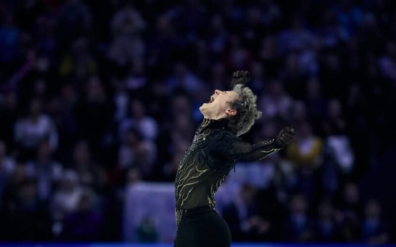 Ilia Malinin se recupera de su pesadilla olímpica con su tercer título mundial consecutivo de patinaje artístico