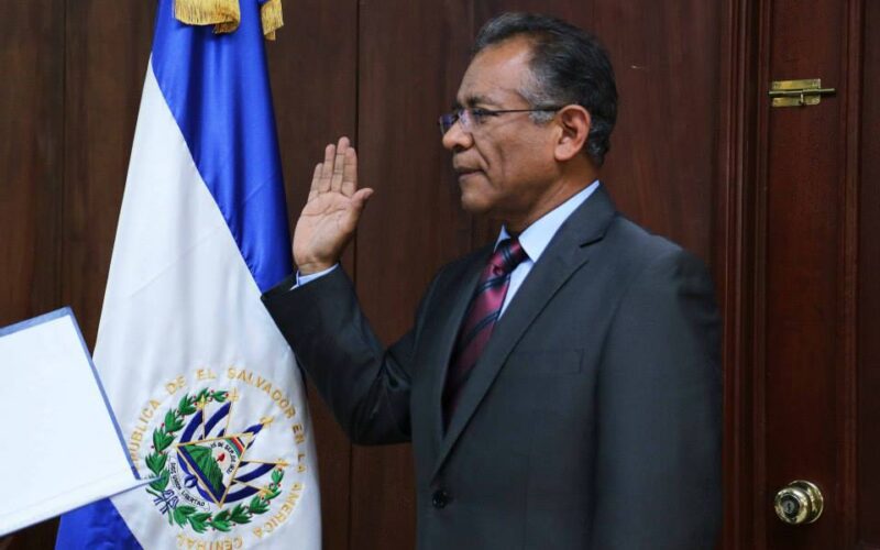 Duelo en San Miguel ante la súbita muerte de seis conocidos profesionales en dos semanas