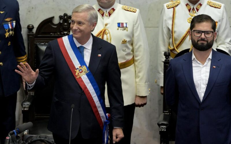 El derechista José Antonio Kast asume la presidencia de Chile