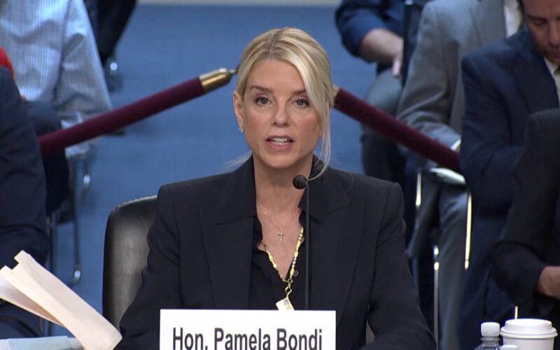 Comité de la Cámara Baja de EE.UU. cita a la fiscal general para que testifique sobre los archivos de Epstein