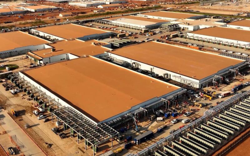 Dos legisladores progresistas de EE.UU. presentan un proyecto de ley que impone una moratoria a la construcción de nuevos centros de datos de inteligencia artificial en el país