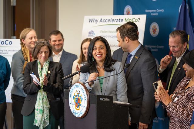 El Concejo de Montgomery examina una propuesta de presupuesto de 8 mil millones de dólares
