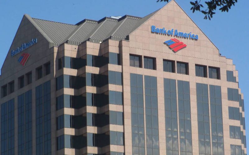 Bank of America acuerda pagar 72,5 millones de dólares por demanda presentada por cientos de sobrevivientes de Epstein