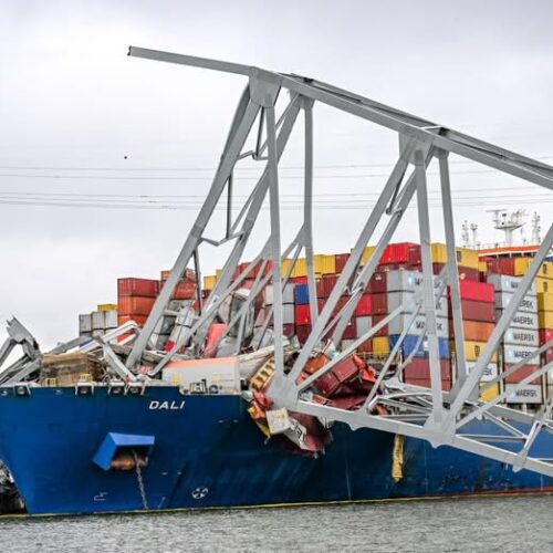 Maryland logra un acuerdo preliminar con los propietarios del barco que colapsó el puente Francis Scott Key