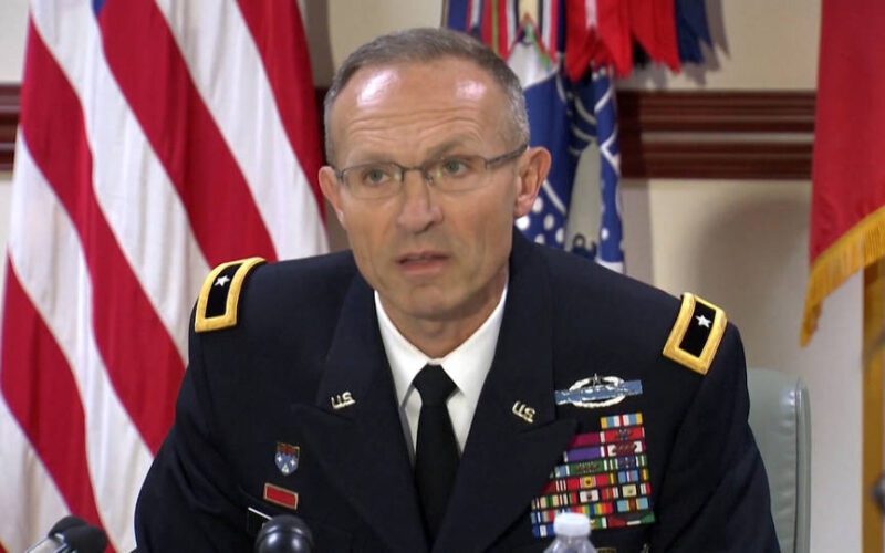 El secretario de Defensa de EE.UU. destituye al jefe del Estado Mayor del Ejército, el general Randy George