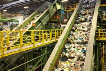 La mayoría de estadounidenses cree en el reciclaje. He aquí por qué no es suficiente y cómo mejorarlo