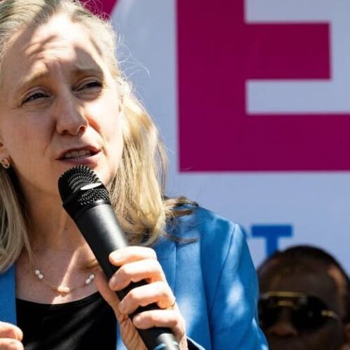 Los votantes de Virginia aprueban el plan de redistribución de distritos de los demócratas