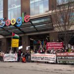 Protestan en todo EE.UU. en el Día de la Declaración de Impuestos