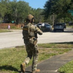 Sospechoso de asesinato de estudiantes preguntó a ChatGPT sobre cómo meter a una persona en un contenedor de basura