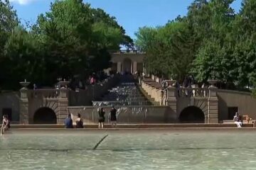 La fuente del parque Malcolm X vuelve a funcionar tras casi una década