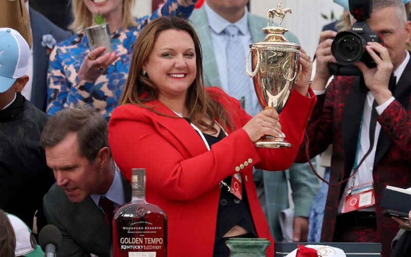 Cherie DeVaux, ganadora del Kentucky Derby, apostó por sí misma y obtuvo una gran victoria