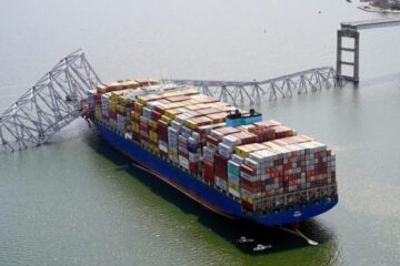 El operador del barco y un empleado están acusados por el accidente que provocó el derrumbe mortal del puente de Baltimore