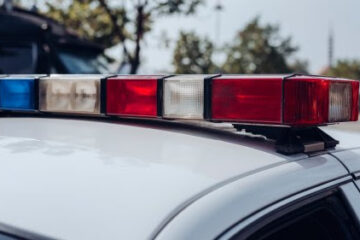 Agente muere tras ser baleado durante una verificación de bienestar en una vivienda en Virginia