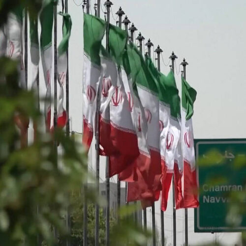 Irán amenaza con extender la guerra más allá de Medio Oriente si Trump reanuda los ataques contra su territorio